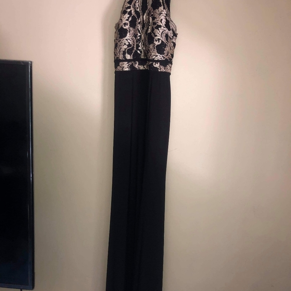 Dress - Picture 3 of 5